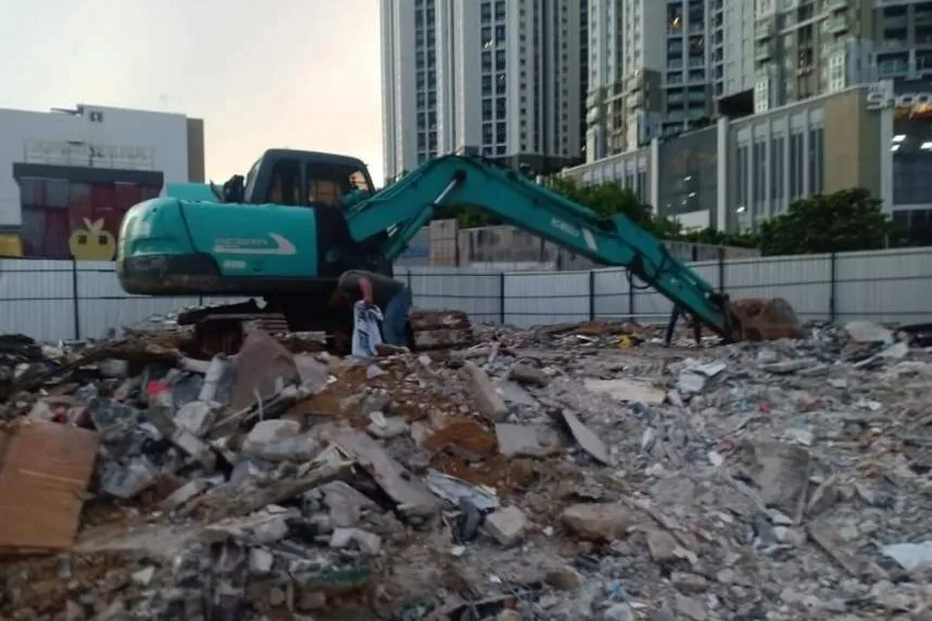 ภาพประกอบบทความ รับรื้อถอนบ้านพร้อมขนเศษวัสดุหรือไม่?