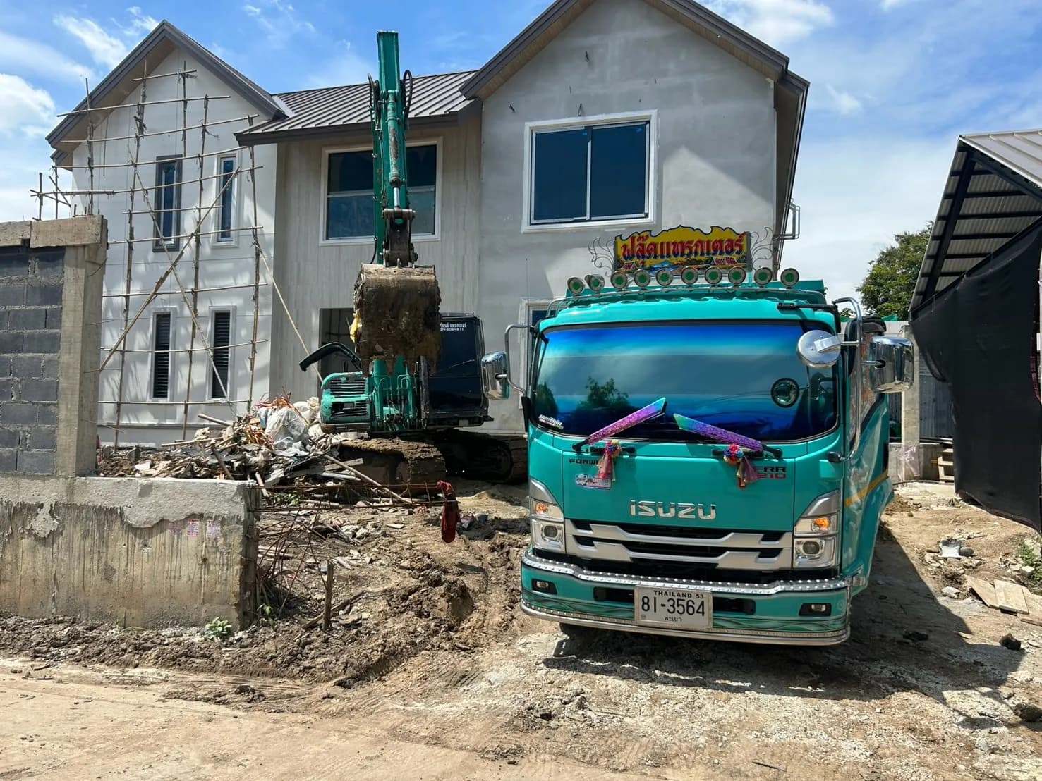 งานขุด–ขนในพื้นที่จำกัด_ปทุมธานี